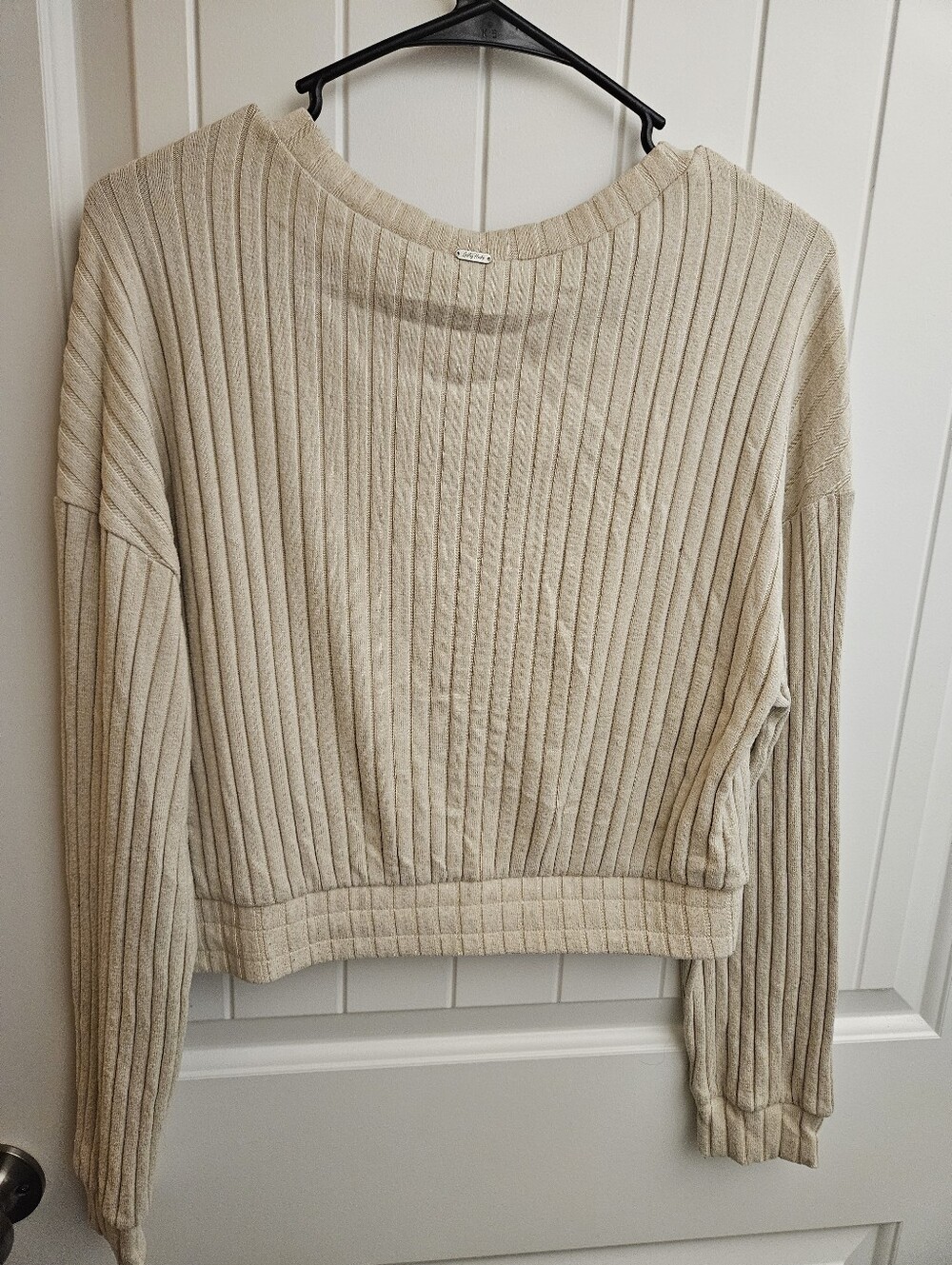Gilly Hicks Ribbed Cropped Cream Sweatshirt - Picture 3 of 8